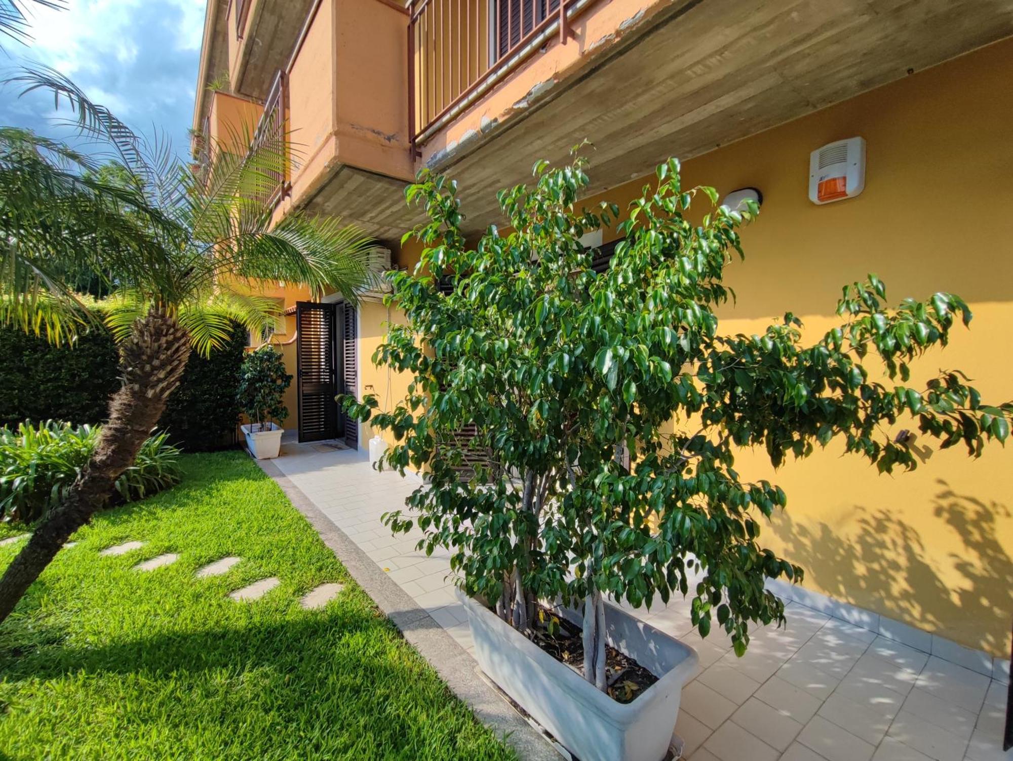 Maresole Tra L'Etna E Taormina Apartment Mascali Exterior photo